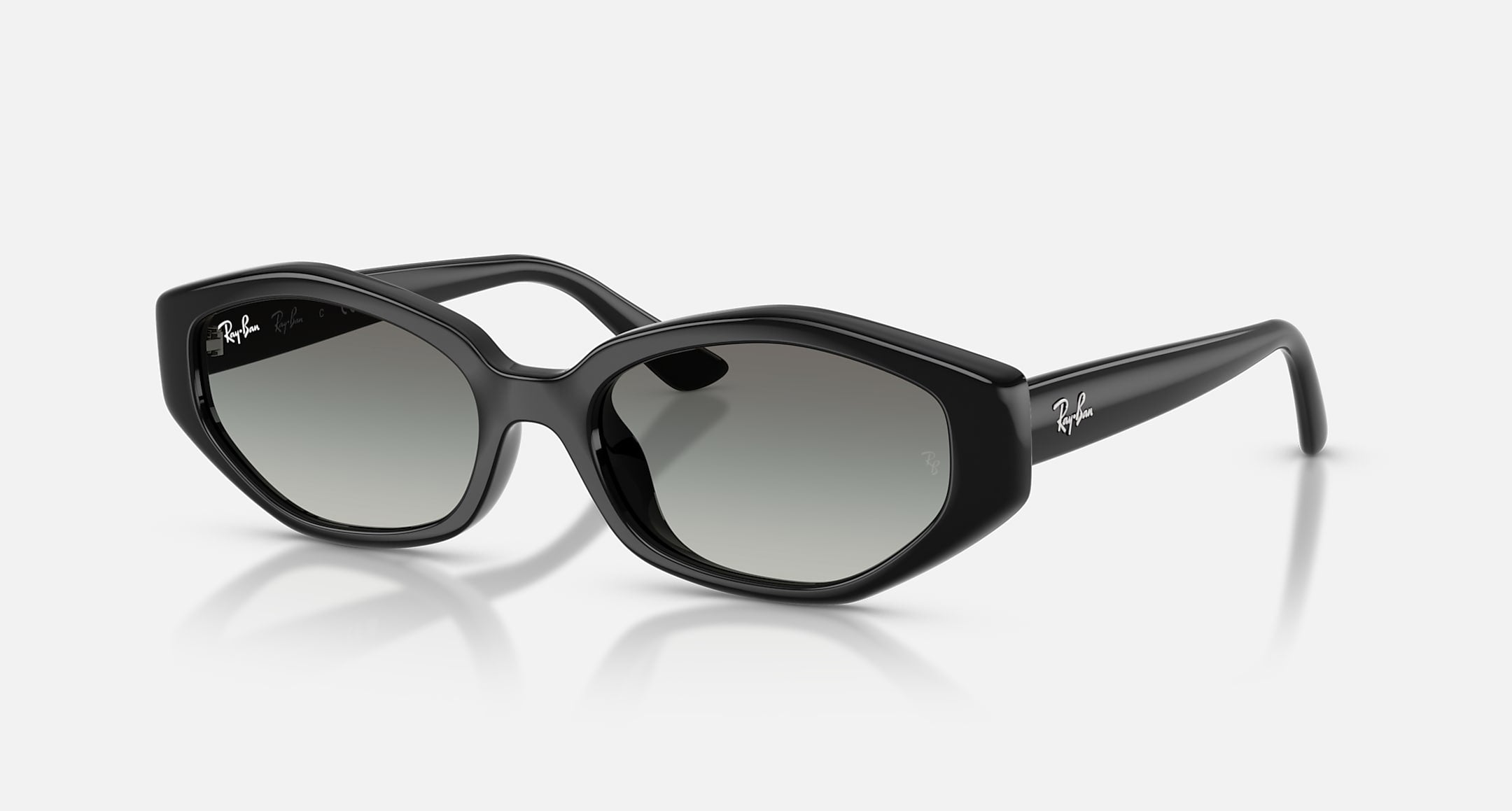 Ray-Ban RB4473D 667711 - quarter view